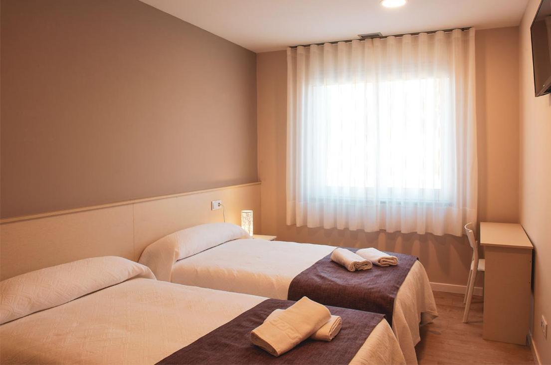 Hotel La Puerta De Arzúa Dış mekan fotoğraf